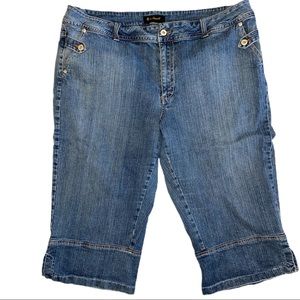 EUC Ashley Stewart Denim Capris Size 24W
